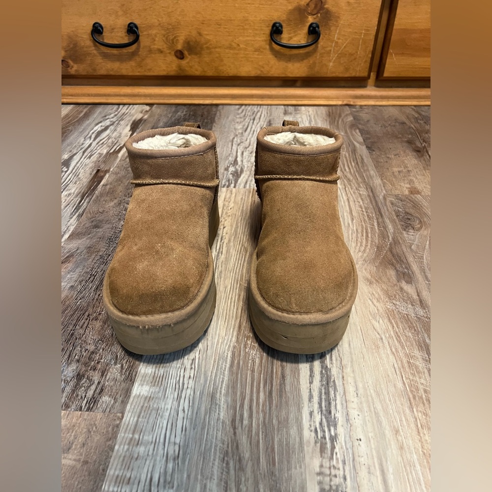 UGG Ultra Mini Platform Boots